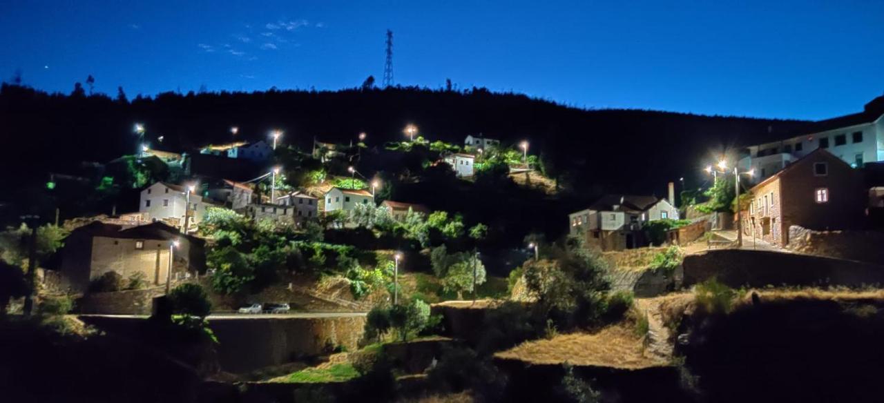 Cha de Alvares A Casa Da Natalia旅馆 外观 照片